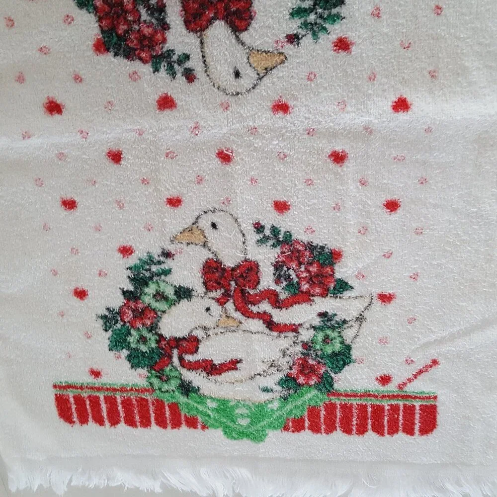 Vintage Christmas Kitchen Towels